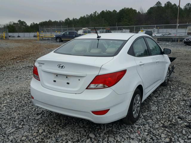 KMHCT4AE7GU136596 - 2016 HYUNDAI ACCENT SE WHITE photo 4