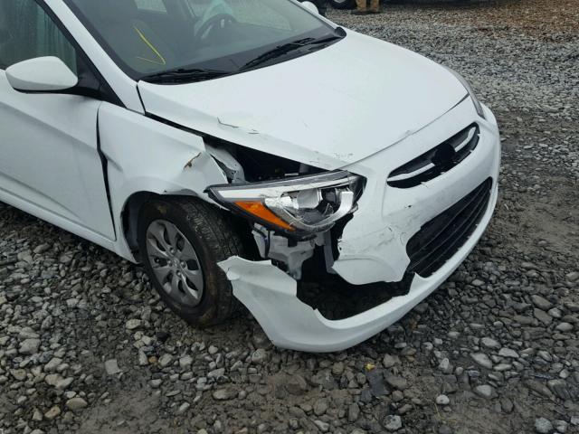 KMHCT4AE7GU136596 - 2016 HYUNDAI ACCENT SE WHITE photo 9