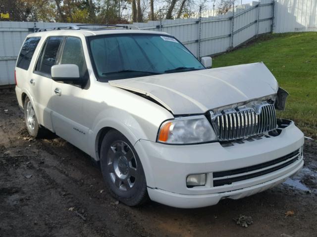 5LMFU28596LJ07039 - 2006 LINCOLN NAVIGATOR Ақ фото 1