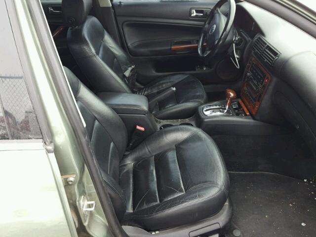 WVWTH63BX1P194177 - 2001 VOLKSWAGEN PASSAT GLX 绿色 照片 5