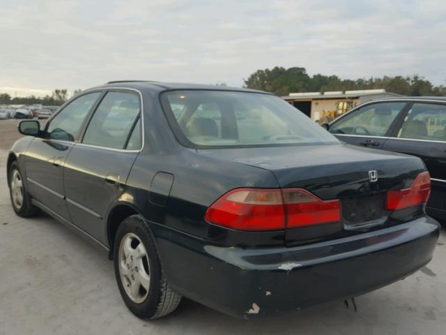 1HGCG5666YA102072 - 2000 HONDA ACCORD EX GREEN photo 3