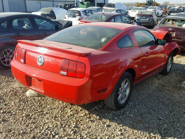 1ZVHT80N095104005 - 2009 FORD MUSTANG RED photo 4