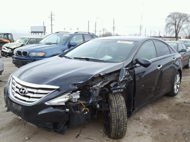 5NPEC4AB8CH440849 - 2012 HYUNDAI SONATA SE BLACK photo 2