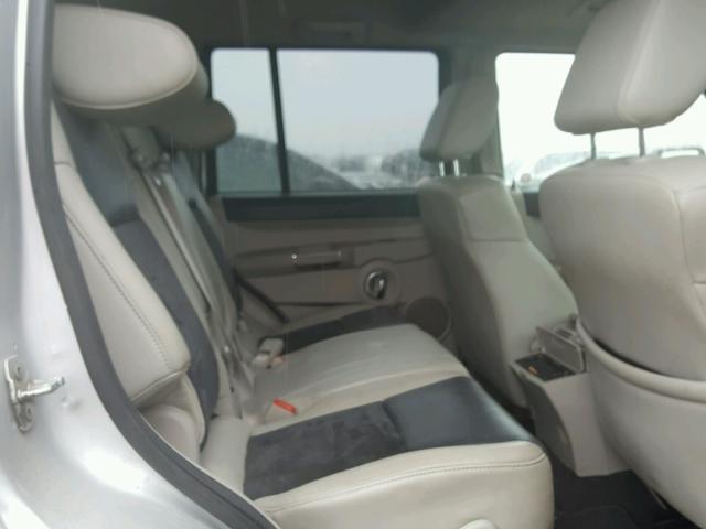 1J8HG68257C683743 - 2007 JEEP COMMANDER SILVER photo 6