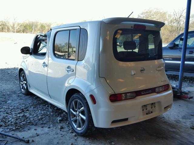 JN8AZ2KR1AT158403 - 2010 NISSAN CUBE BASE WHITE photo 3