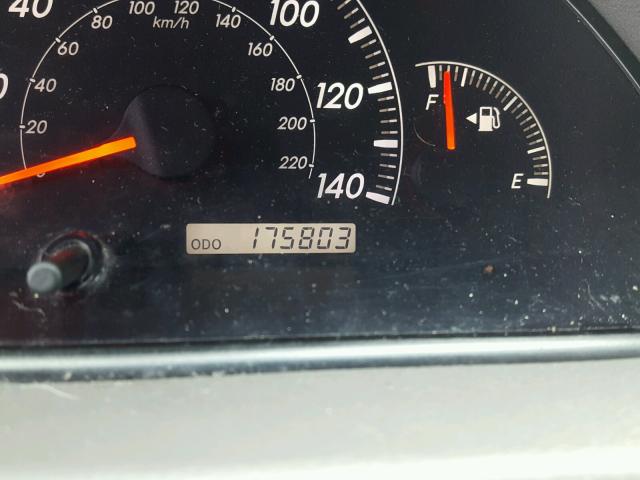 4T1BE32K05U941597 - 2005 TOYOTA CAMRY LE ვერცხლისფერი ფოტო 8