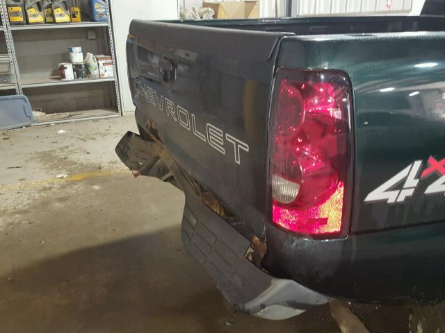 2GCEK19B951350989 - 2005 CHEVROLET SILVERADO GREEN photo 9