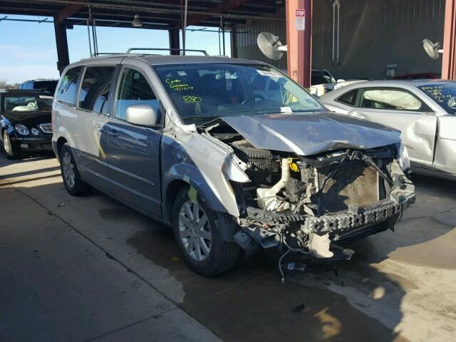 2C4RC1BG9DR696397 - 2013 CHRYSLER TOWN & COU SILVER photo 1