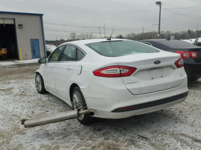 3FA6P0HD0GR372760 - 2016 FORD FUSION SE WHITE photo 3