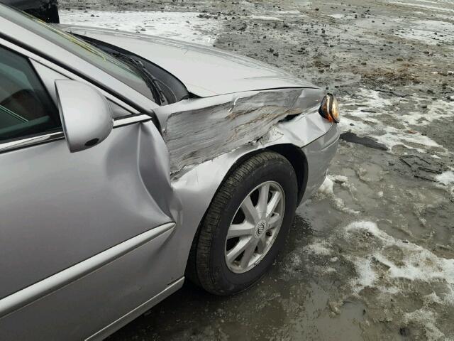 2G4WD532951247565 - 2005 BUICK LACROSSE C SILVER photo 9