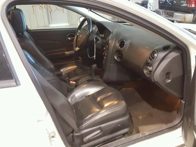 2G2WP552171107543 - 2007 PONTIAC GRAND PRIX WHITE photo 5