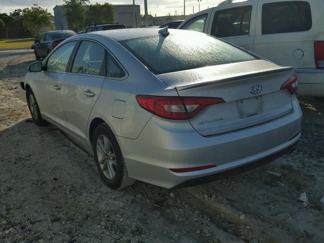 5NPE24AF8GH352914 - 2016 HYUNDAI SONATA SE SILVER photo 3