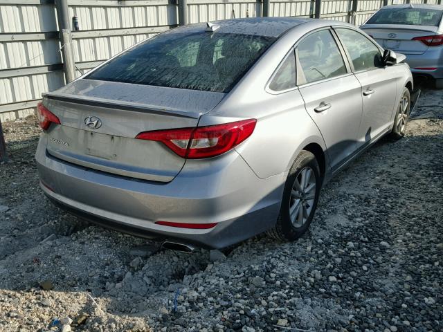 5NPE24AF2HH514795 - 2017 HYUNDAI SONATA SE GRAY photo 4