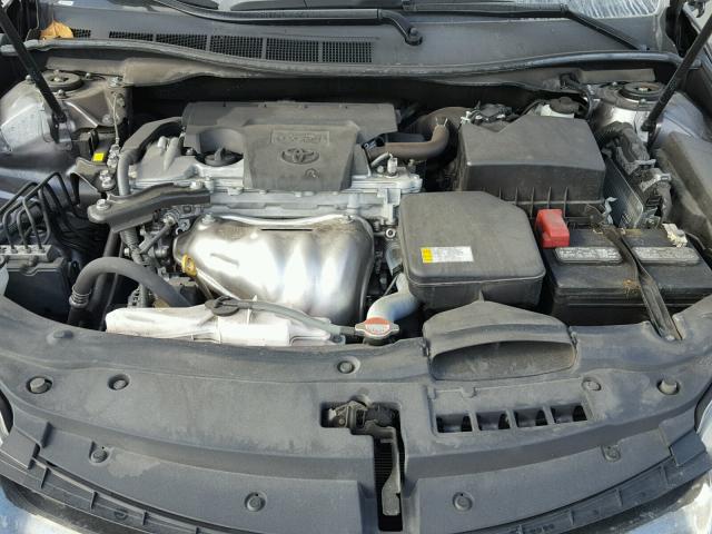 4T1BF1FK6GU173901 - 2016 TOYOTA CAMRY LE ნაცრისფერი ფოტო 7