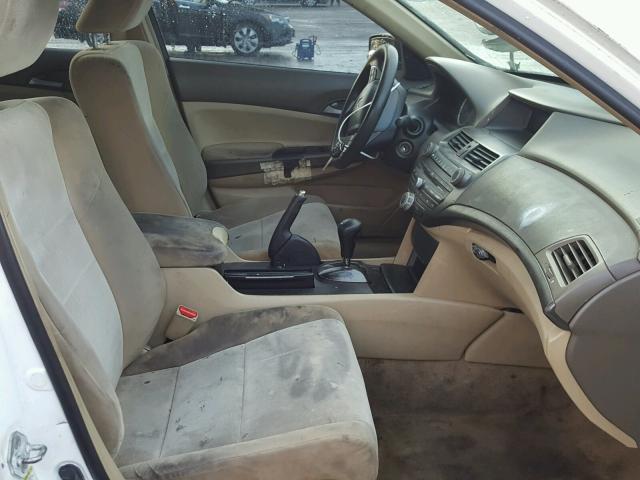 1HGCP26378A107804 - 2008 HONDA ACCORD LX WHITE photo 5