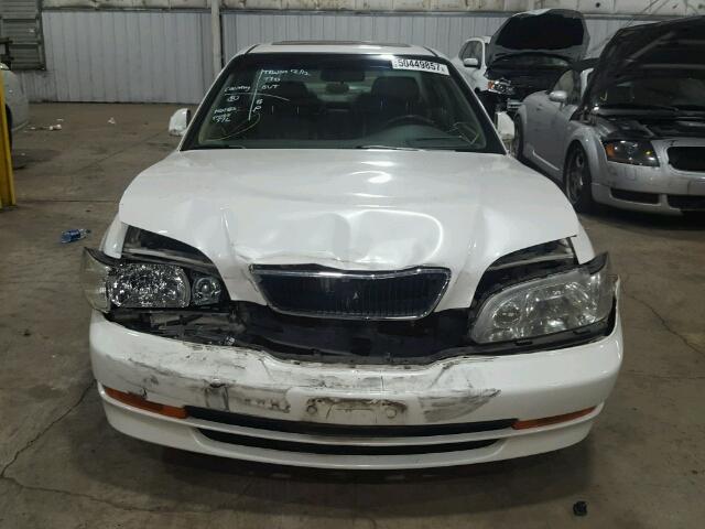 JH4UA3656TC012822 - 1996 ACURA 3.2TL WHITE photo 9