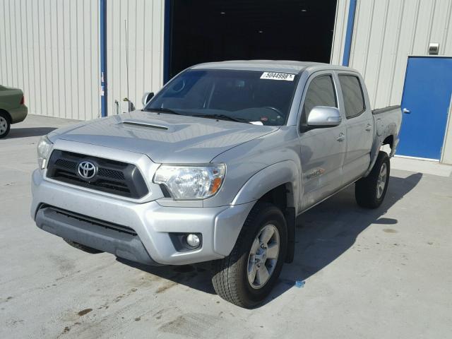 5TFJU4GN5DX029640 - 2013 TOYOTA TACOMA DOU SILVER photo 2