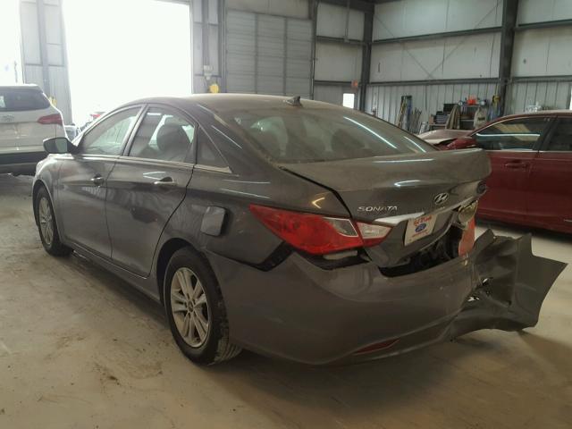 5NPEB4AC8DH667357 - 2013 HYUNDAI SONATA GLS GRAY photo 3