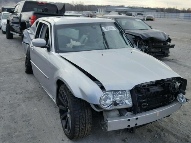 2C3KA73W38H149626 - 2008 CHRYSLER 300C SRT-8 SILVER photo 9