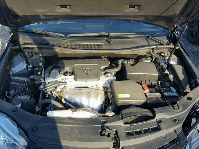 4T1BF1FK3GU537983 - 2016 TOYOTA CAMRY LE ლურჯი ფოტო 7