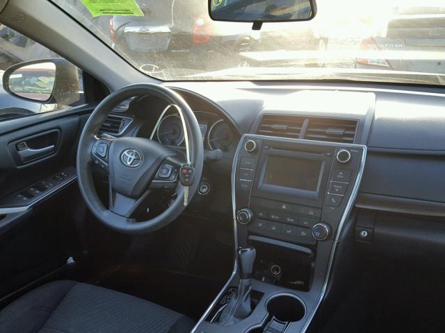 4T1BF1FK3GU537983 - 2016 TOYOTA CAMRY LE ლურჯი ფოტო 9