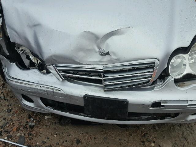 WDBRF56H46F737805 - 2006 MERCEDES-BENZ C 350 WHITE photo 7