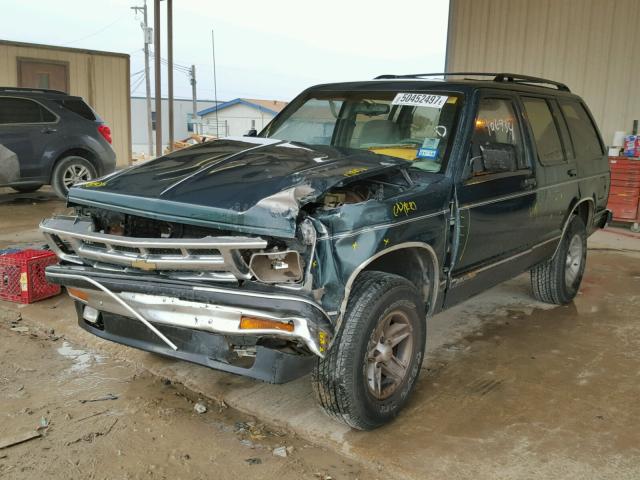 1GNCS13W1R0182955 - 1994 CHEVROLET BLAZER S10 GREEN photo 2