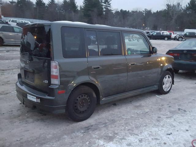 JTLKT324640169323 - 2004 TOYOTA SCION XB GREEN photo 4