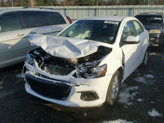 1G1JD5SH7H4146045 - 2017 CHEVROLET SONIC LT WHITE photo 2