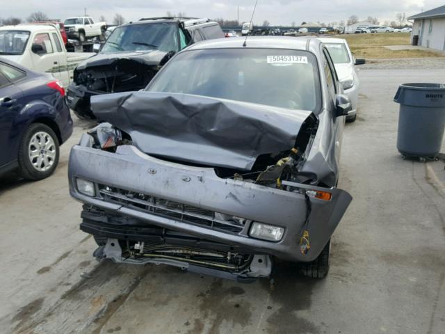 KL1TD66626B577620 - 2006 CHEVROLET AVEO BASE GRAY photo 9