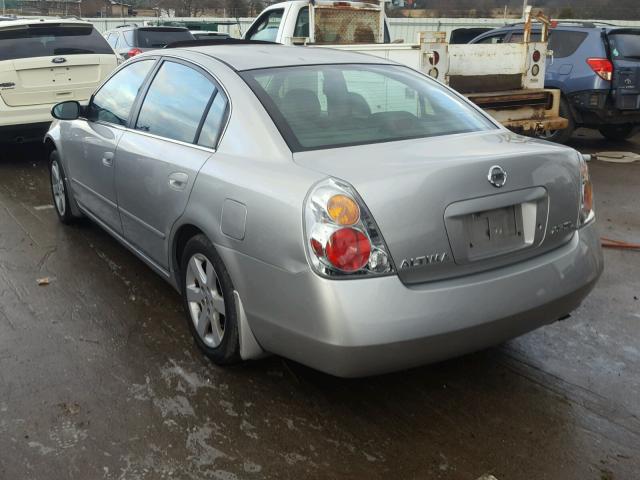 1N4AL11D24C175699 - 2004 NISSAN ALTIMA BAS SILVER photo 3