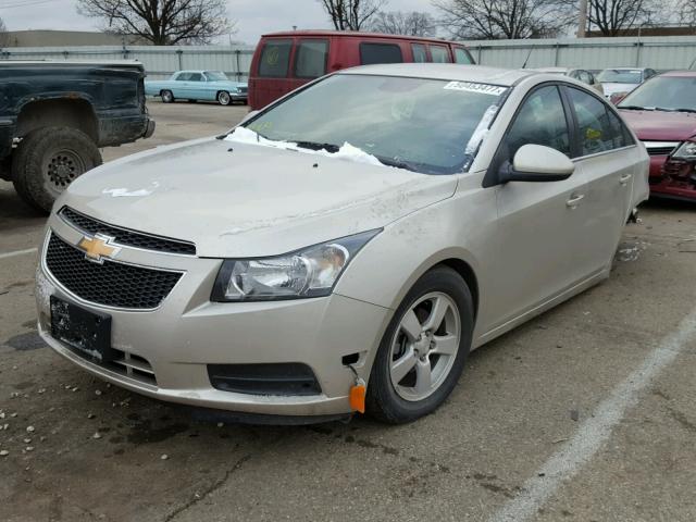 1G1PC5SB6E7276207 - 2014 CHEVROLET CRUZE LT GOLD photo 2