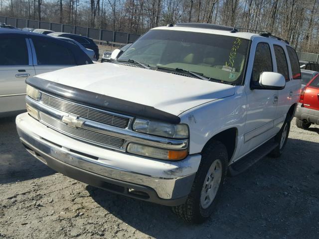 1GNEC13Z74J276521 - 2004 CHEVROLET TAHOE C150 WHITE photo 2