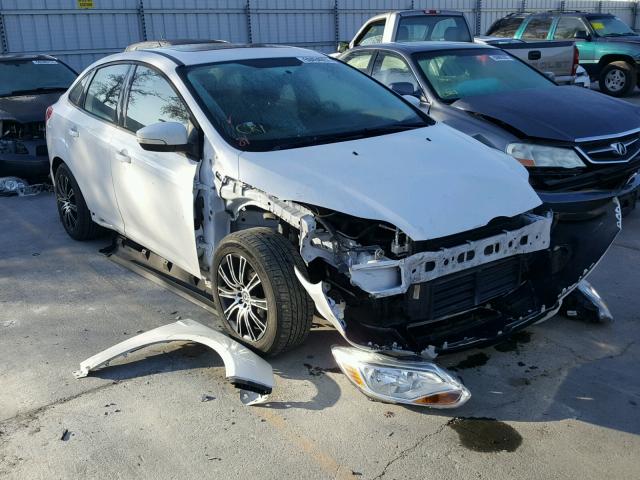 1FADP3F24DL246812 - 2013 FORD FOCUS SE WHITE photo 1