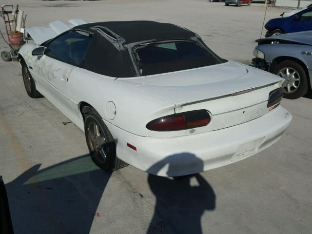 2G1FP32G3X2131023 - 1999 CHEVROLET CAMARO Z28 WHITE photo 3