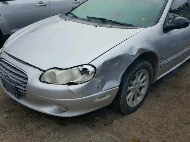 2C3HC56GX1H672791 - 2001 CHRYSLER LHS SILVER photo 9