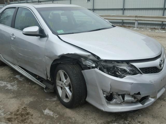 4T1BF1FK4CU108846 - 2012 TOYOTA CAMRY BASE SILVER photo 9