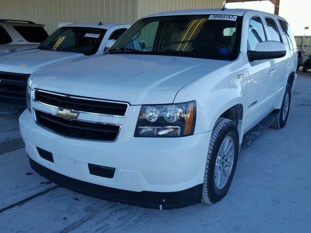 1GNFK13548R215915 - 2008 CHEVROLET TAHOE K150 WHITE photo 2