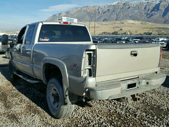 1GTHK29U16E167946 - 2006 GMC SIERRA K25 SILVER photo 3