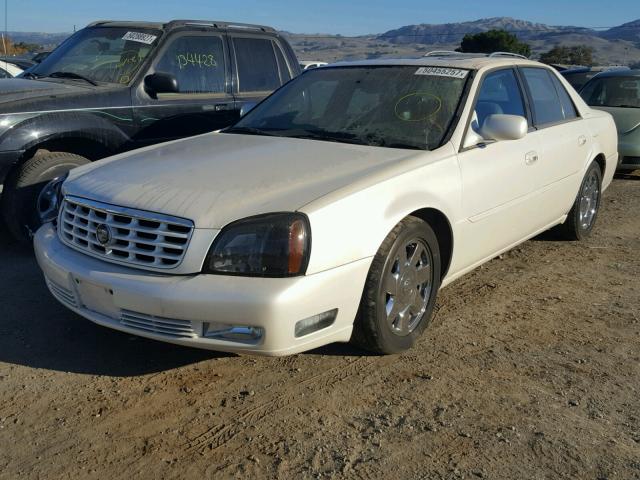 1G6KF57902U218253 - 2002 CADILLAC DEVILLE DT WHITE photo 2