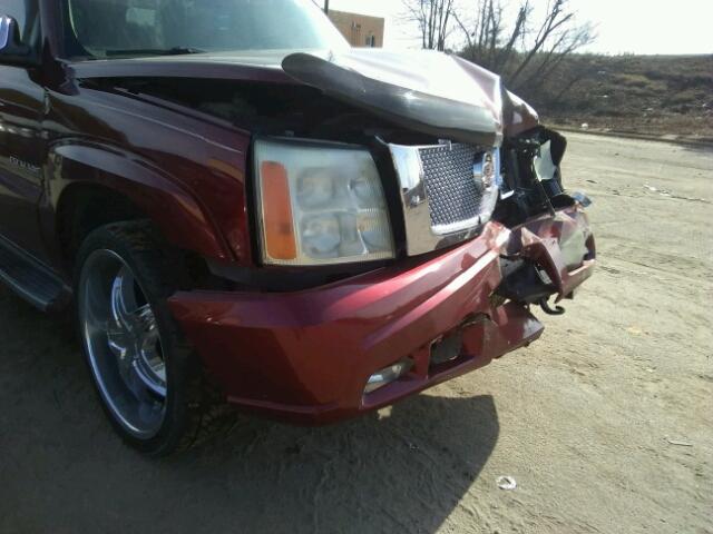 1GYEK63N82R159271 - 2002 CADILLAC ESCALADE L MAROON photo 10