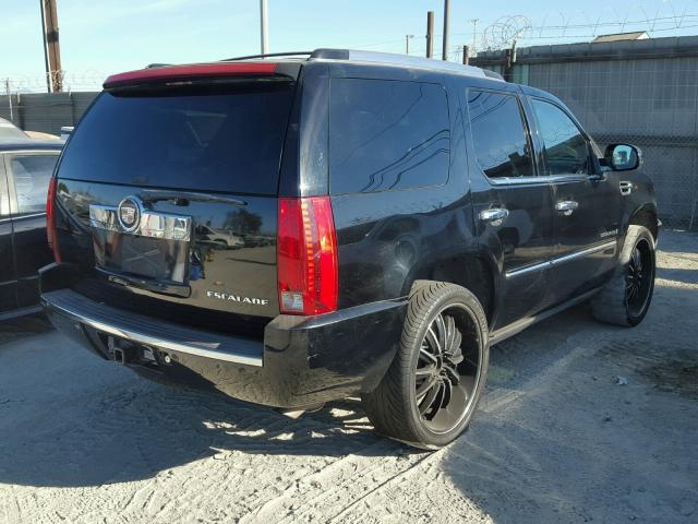 1GYEC638X8R201018 - 2008 CADILLAC ESCALADE L BLACK photo 4