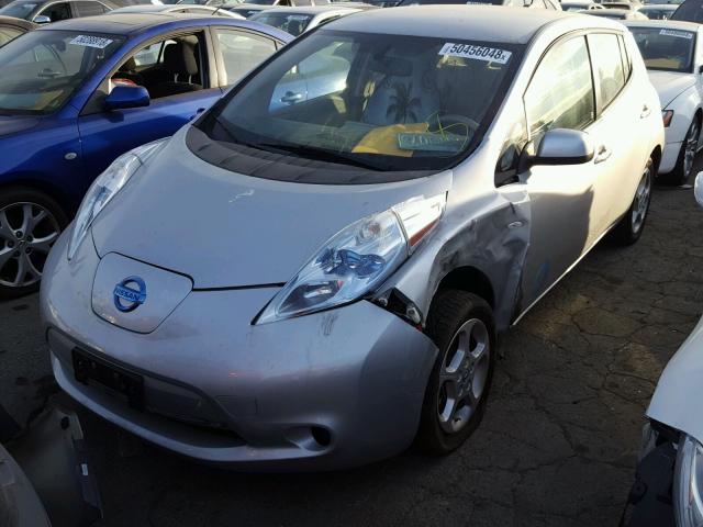 JN1AZ0CP6CT026580 - 2012 NISSAN LEAF SV SILVER photo 2