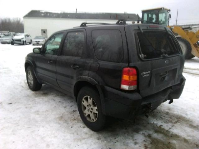 1FMCU94175KA40172 - 2005 FORD ESCAPE LIM BLACK photo 3