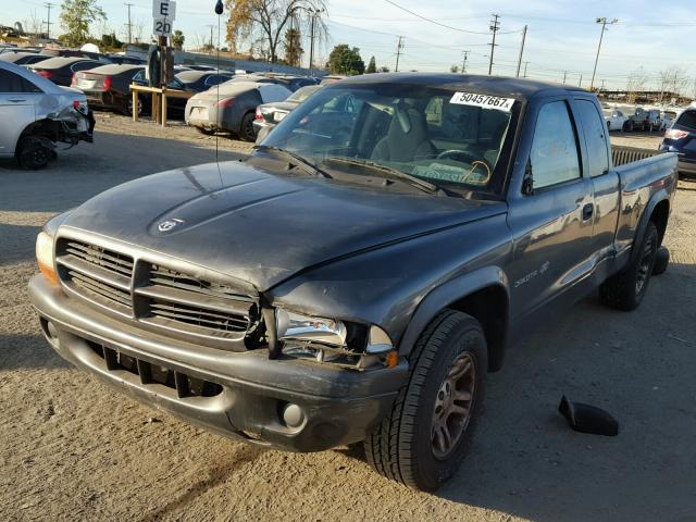 1B7GL12X32S558809 - 2002 DODGE DAKOTA BAS GRAY photo 2