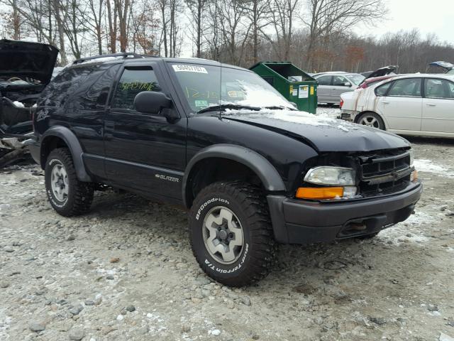 1GNCT18W92K136712 - 2002 CHEVROLET BLAZER BLACK photo 1