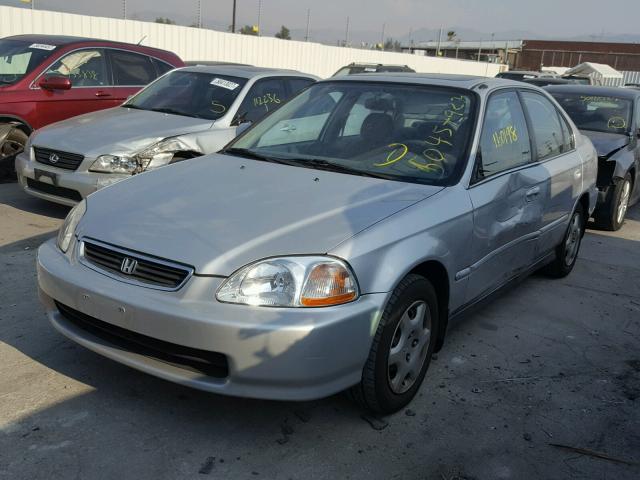 2HGEJ8640WH528283 - 1998 HONDA CIVIC EX SILVER photo 2