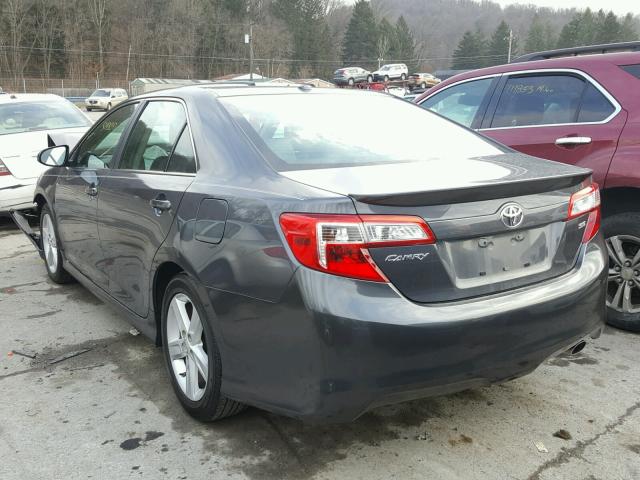 4T1BF1FK4CU601488 - 2012 TOYOTA CAMRY BASE GRAY photo 3