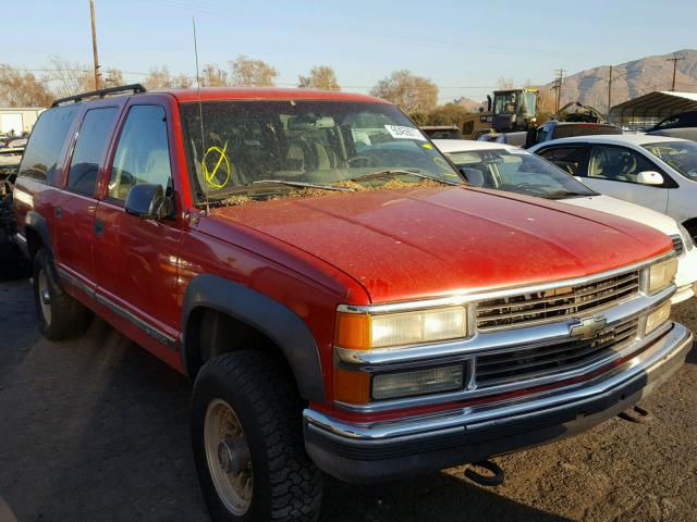 3GNGK26J0TG146264 - 1996 CHEVROLET SUBURBAN K RED photo 1