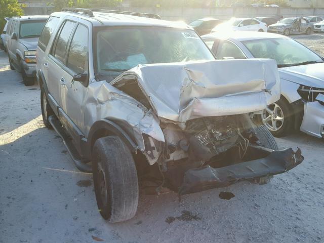 1FMPU15595LA26109 - 2005 FORD EXPEDITION SILVER photo 1